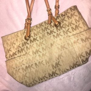 MK purse